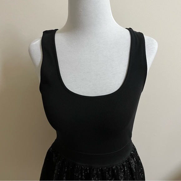 Romeo & Juliet Couture Tank/Sequin Dress~Size M - Picture 6 of 13